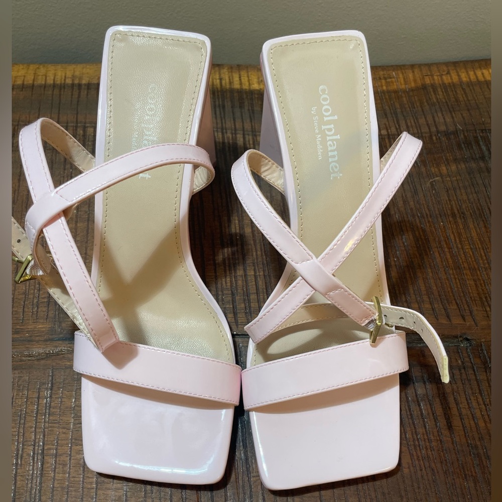 Steve Madden Cool Planet pink heels